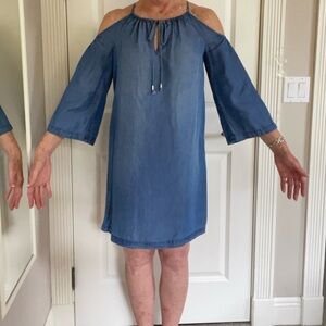 Super cute open shoulder chambray lightweight summer dress